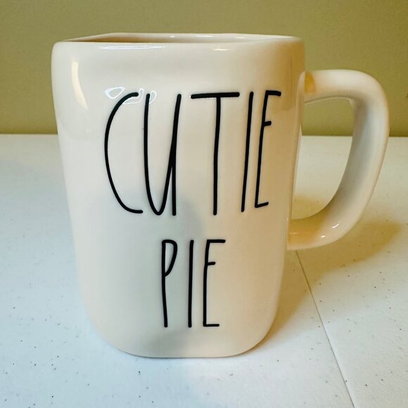 Rae Dunn CUTIE PIE mug Artisan Collection Elongated Letters Valentines Day - Picture 6 of 9